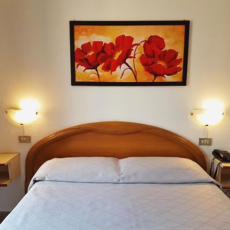 Hotel Boston Μιλάνο Εξωτερικό φωτογραφία