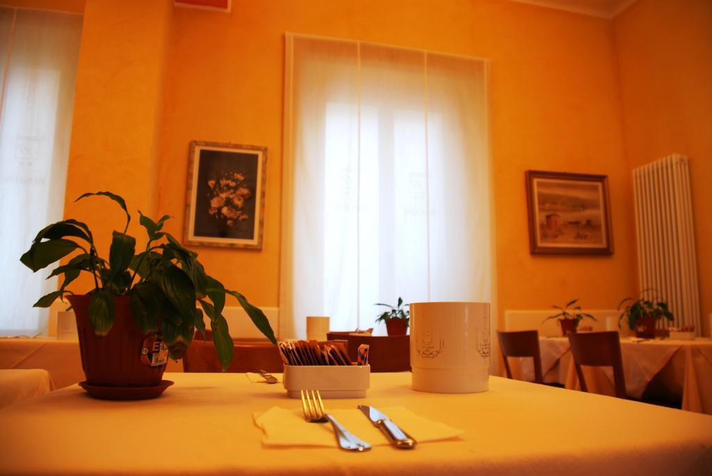 Hotel Boston Μιλάνο Εξωτερικό φωτογραφία